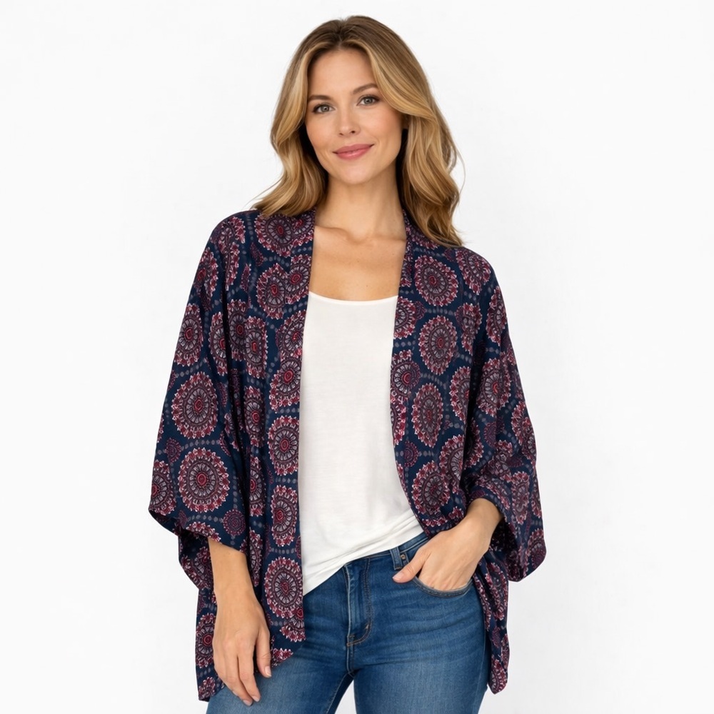 [Francesca’s] Navy Printed Cardigan